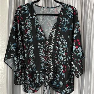 Source Unknown Black Floral V-Neck Tie-Front Blouse